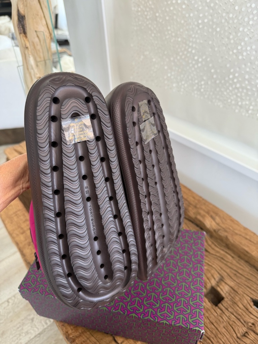 TOR BURCH Pink Slide zip pocket   Sandals with Padded Strap - Picture 7 of 16